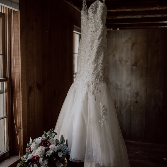 Essence of Australia Wedding Gown